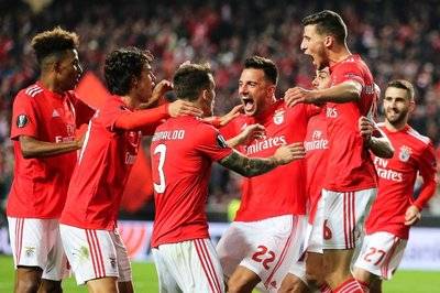 今晚欧冠焦点战！本菲卡迎战纽约尼克斯，小胜或上演的简单介绍